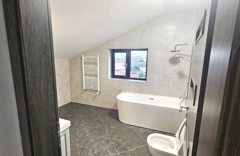 Vermietung einer neuen möblierten 4-Zimmer-Wohnung, 133 m², Bukarest, Rumänien